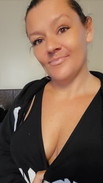Basedmama Nude Photos - Basednormiemama Hotwife Porn