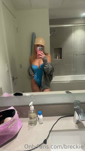 28a6a5ff66a9091ad38b8c4752d5cfa00f0ba2eec3a391600a28148818fbca9b thumbnail