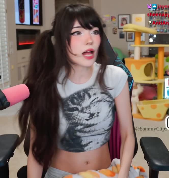 e882111e9f95bebe14200d2a840cc5bca9cacb2392e36b430282340f30fc29fc thumbnail