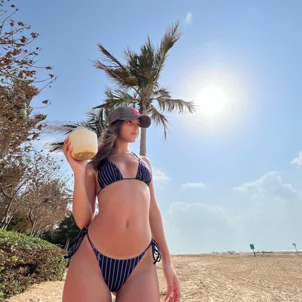 0df96db1093820c75a91c56bf6265e3ea26ef4e64898f6ea9c9bcb5a2f8246f6 thumbnail