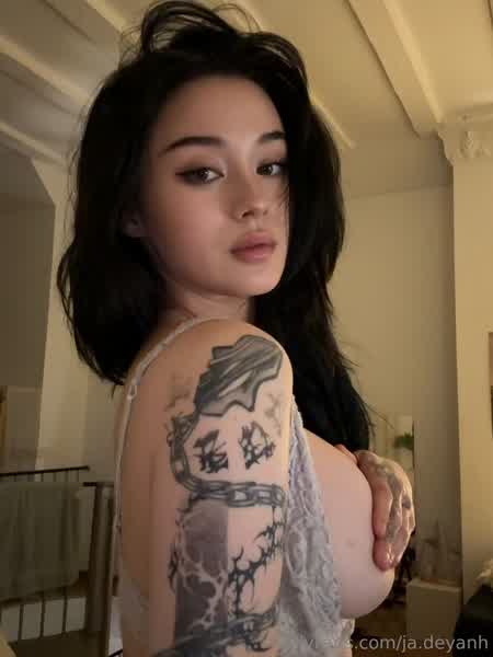 08021a10847b4096770f0519ff0acdb9c1b255534ea70cb53027eaaab9181eef thumbnail