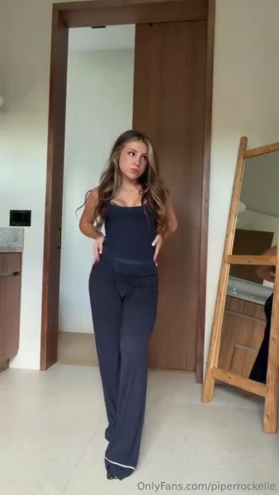 eafdba5ab1dcd318e399488ecc86b9492f7cca1ae80f0ecd6c5f7d9b364c9769 thumbnail